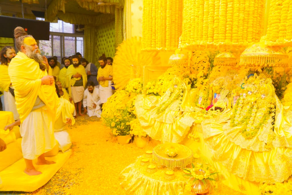 Premanand Ji Maharaj ।। एक दिव्य संत का परिचय ।। 1 53529790996 4e7d76ab6f k